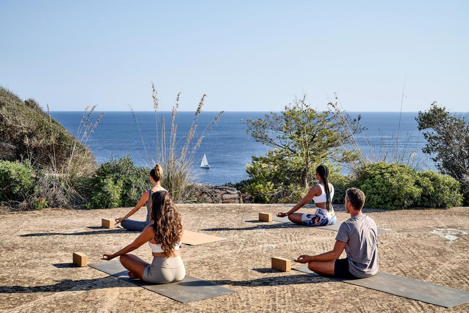 Cap Menorca Relais & Chateaux Son Bou Extérieur photo